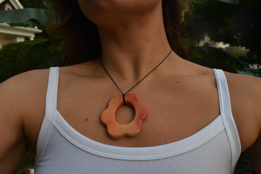 Groovy Bloom Necklace